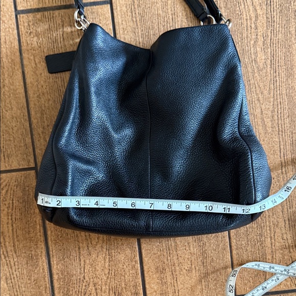 Coach Madison Phoebe Shoulder Bag in black pebbled leather with gold-tone - Picture 13 of 14